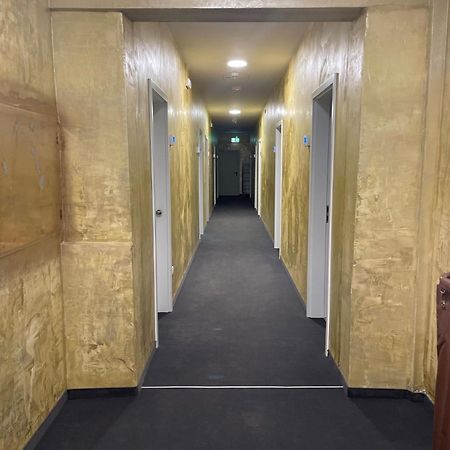Gastpark Hotel Манхинг Экстерьер фото