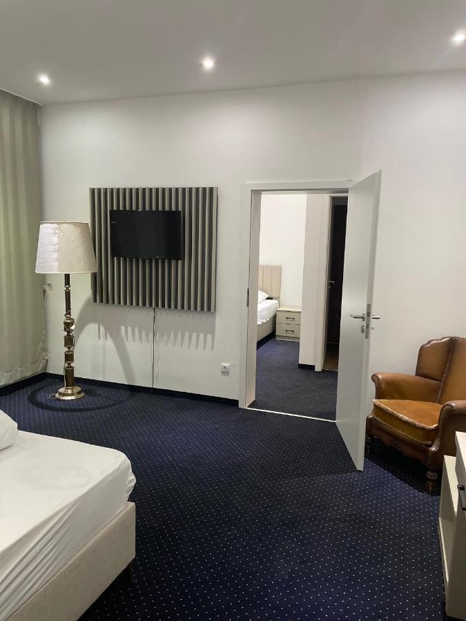 Gastpark Hotel Манхинг Экстерьер фото