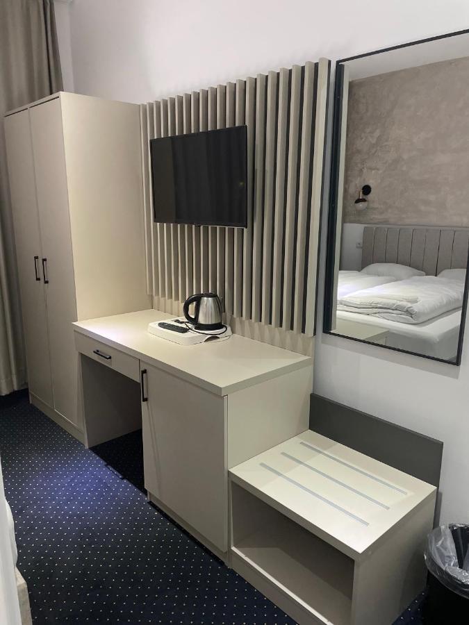 Gastpark Hotel Манхинг Экстерьер фото