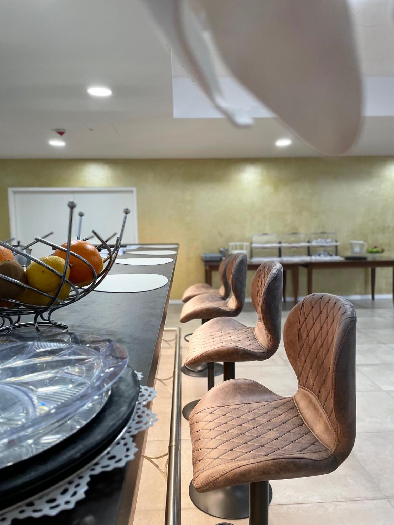 Gastpark Hotel Манхинг Экстерьер фото