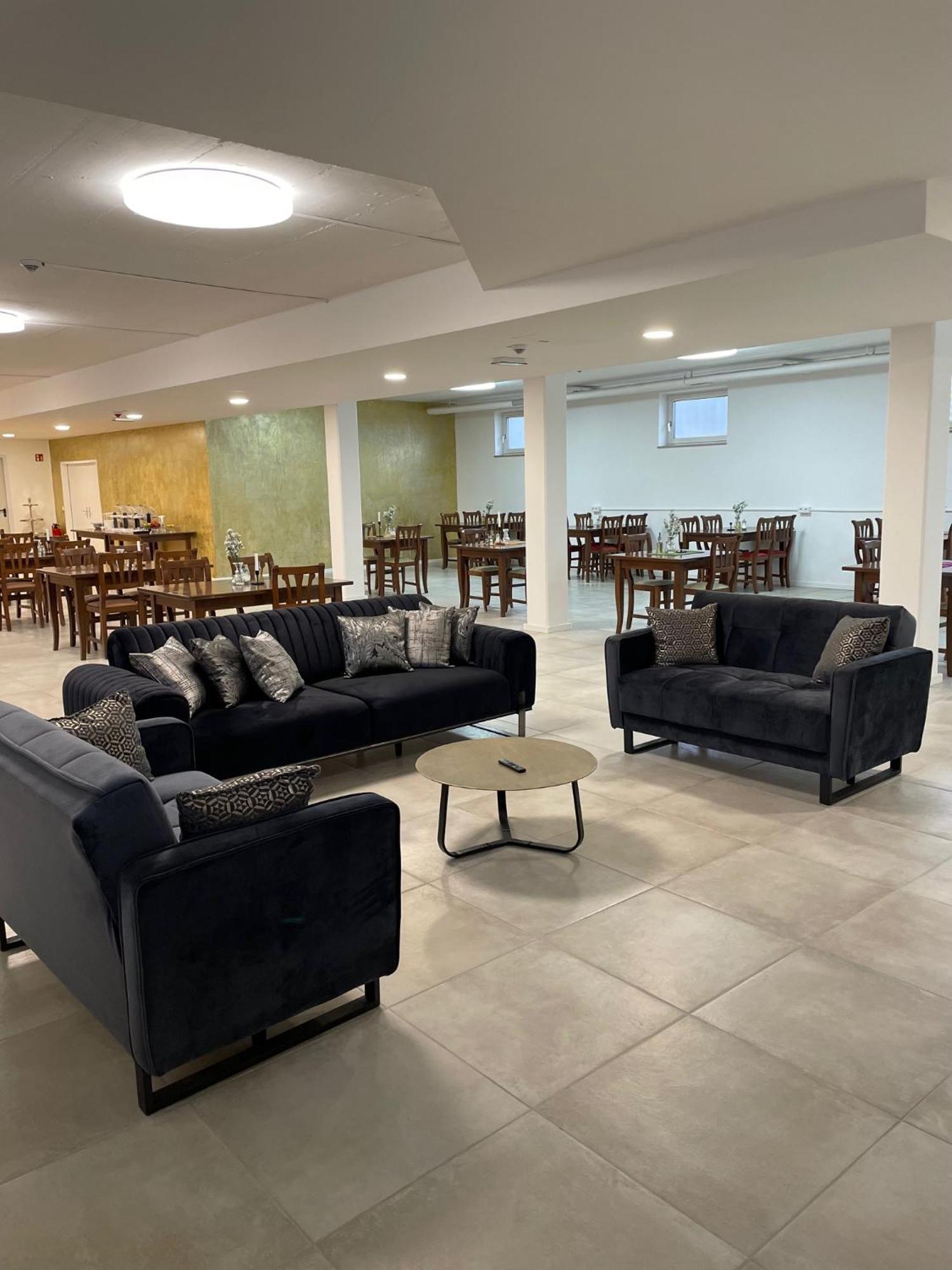 Gastpark Hotel Манхинг Экстерьер фото